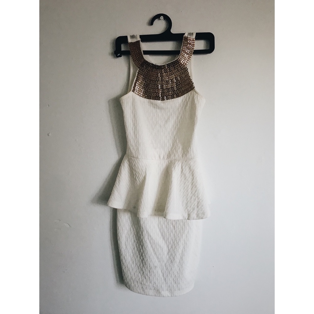 Slightly Off-white peplum Skater Dress w gold neck